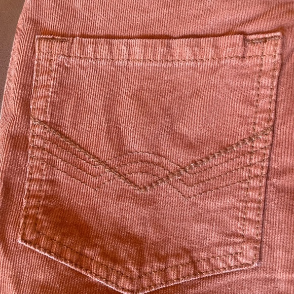 IDYLLWIND WOMEN'S HIGH RISIN' STRETCH SIGNATURE BACK POCKETS FLARE CORDUROY JEAN - Picture 4 of 6